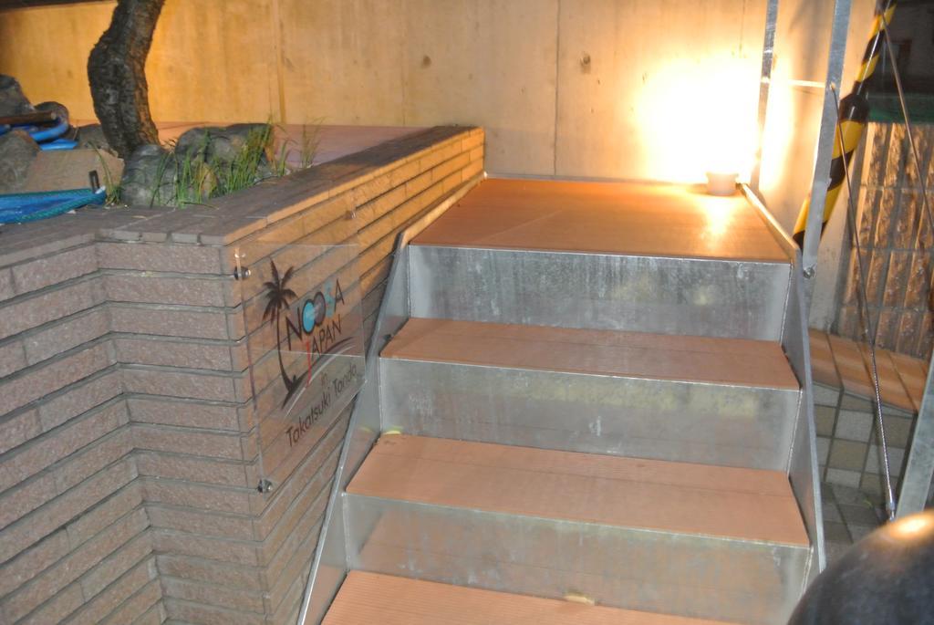 Backpackers Hotel Noosa Japan In Takatsuki Tonda Eksteriør billede