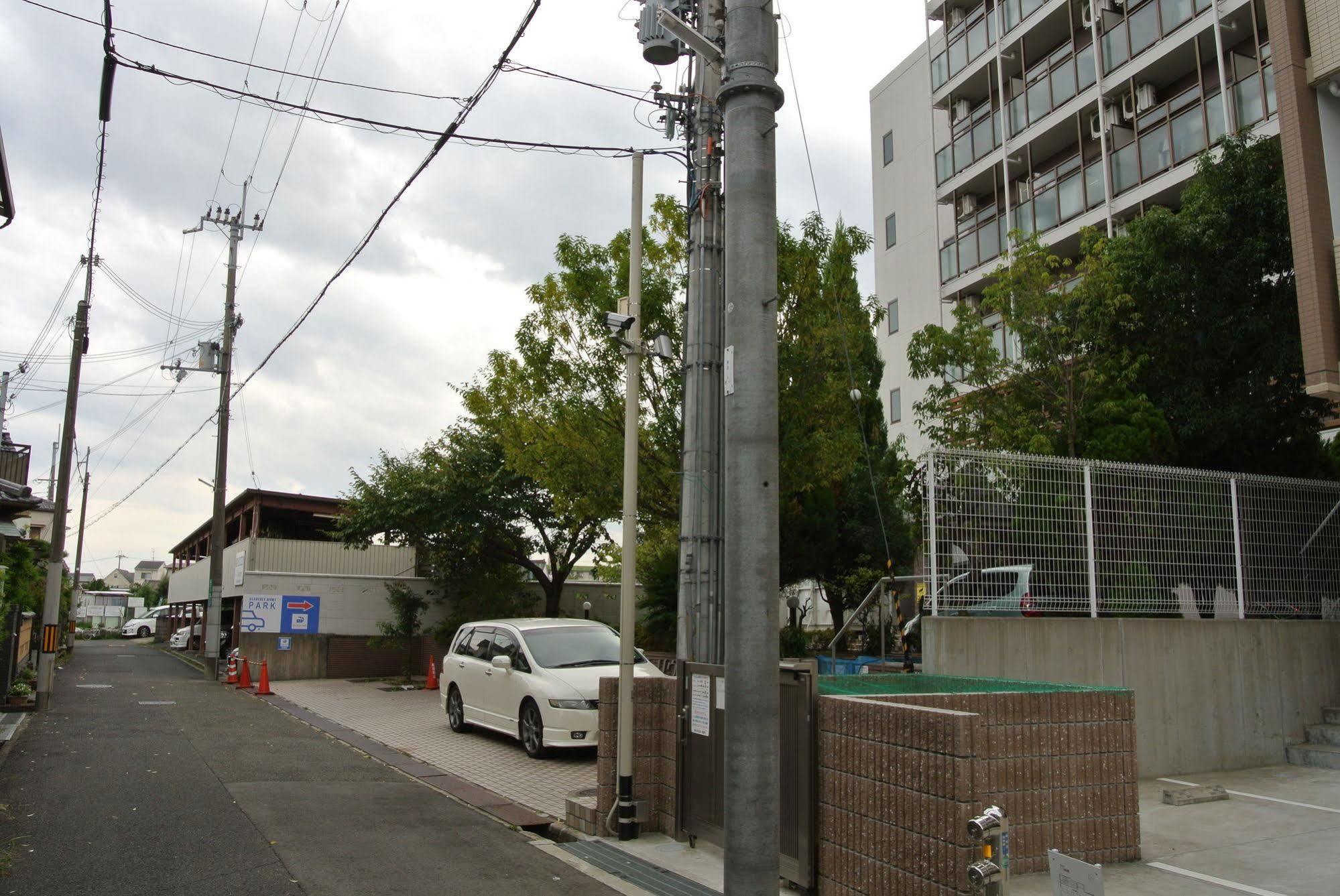 Backpackers Hotel Noosa Japan In Takatsuki Tonda Eksteriør billede