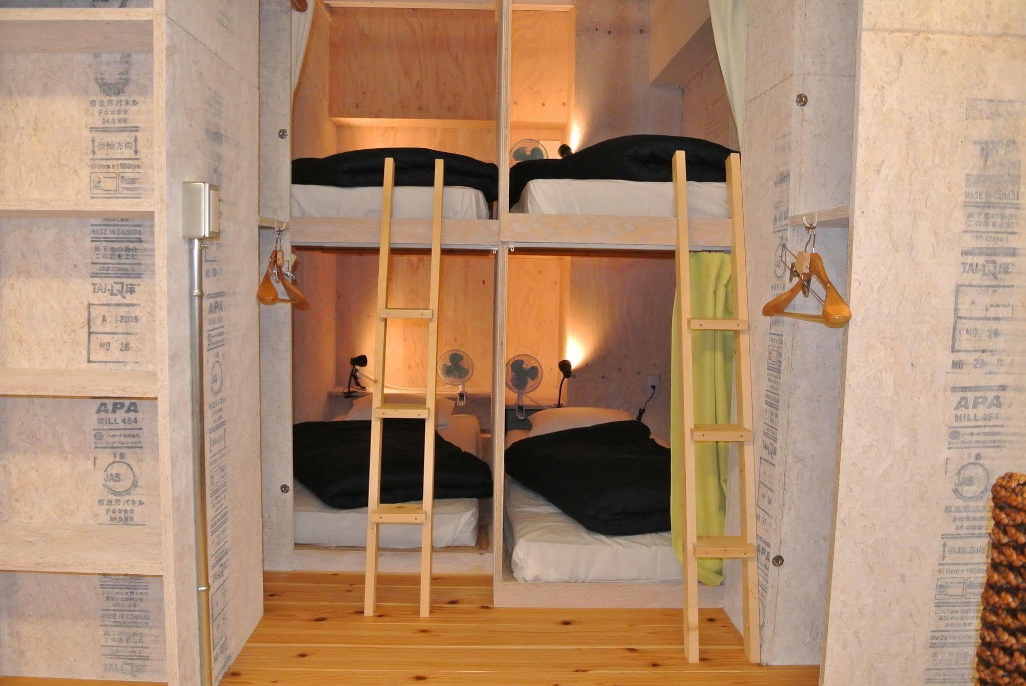 Backpackers Hotel Noosa Japan In Takatsuki Tonda Eksteriør billede